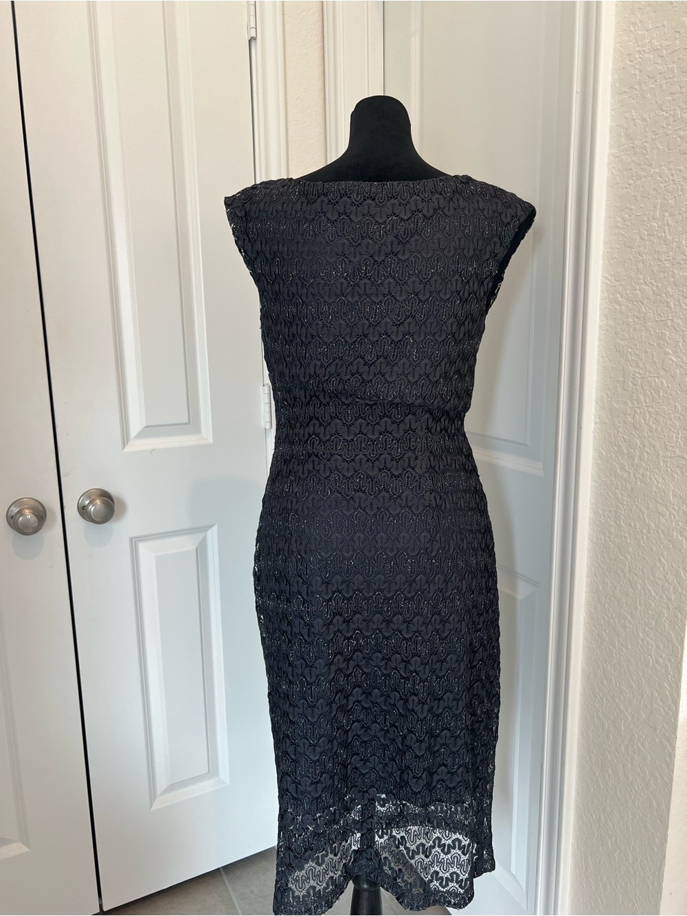 Connected Apparel women’s dark gray/charcoal lace sheath dress, size 8. - Picture 2 of 5